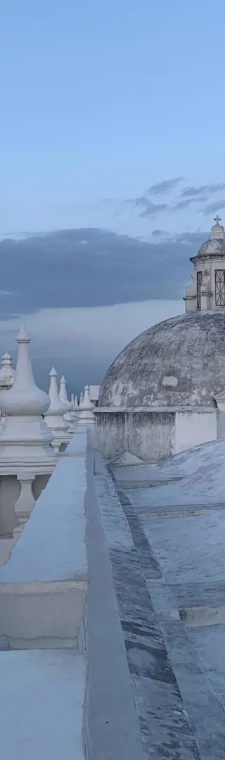 Auf dem Dach der Basílica de la Asunción